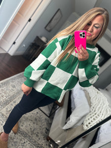 WHITE/GREEN PLAID SWEATER