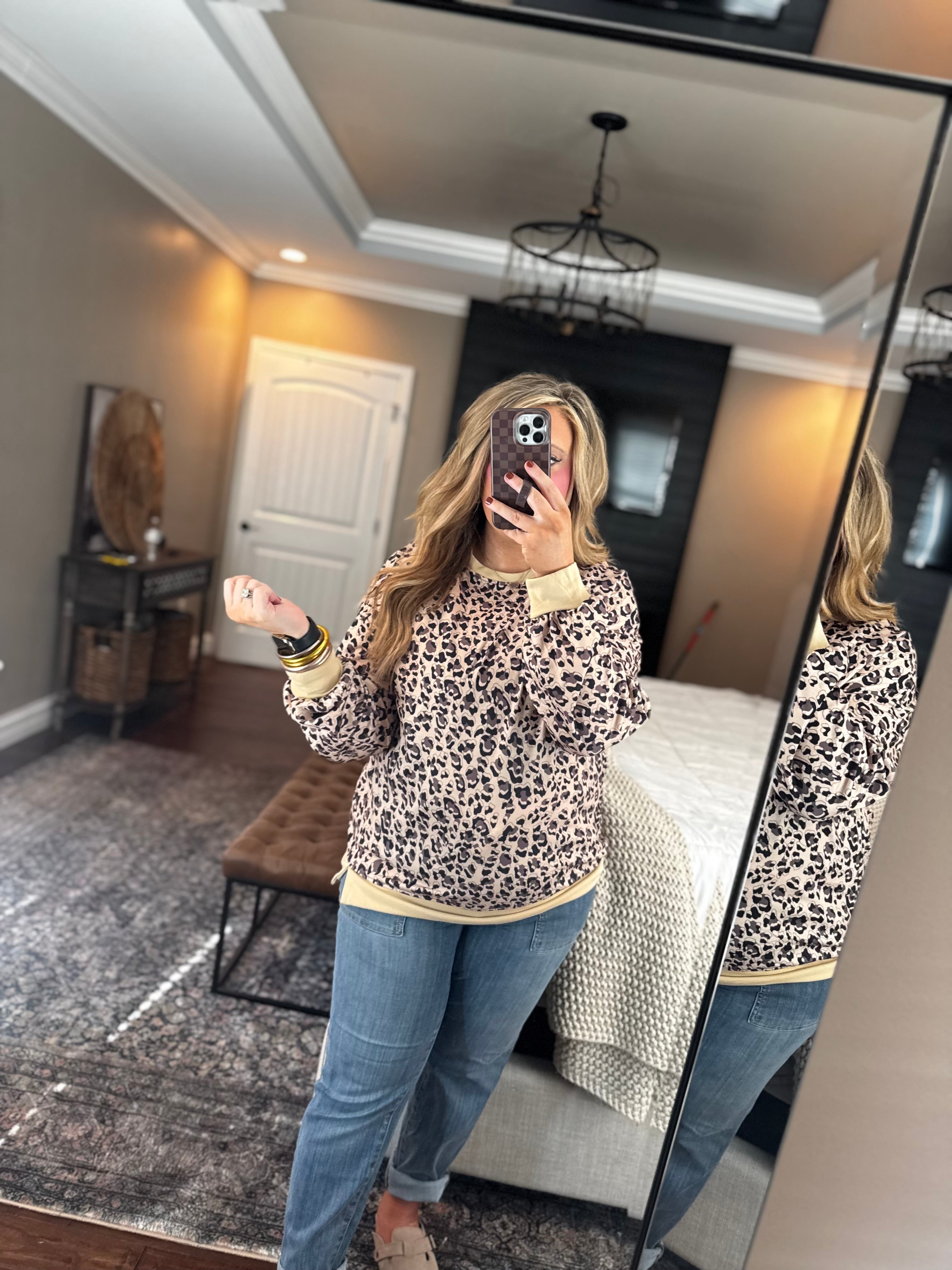 PARCHMENT LEOPARD PRINT TOP M17