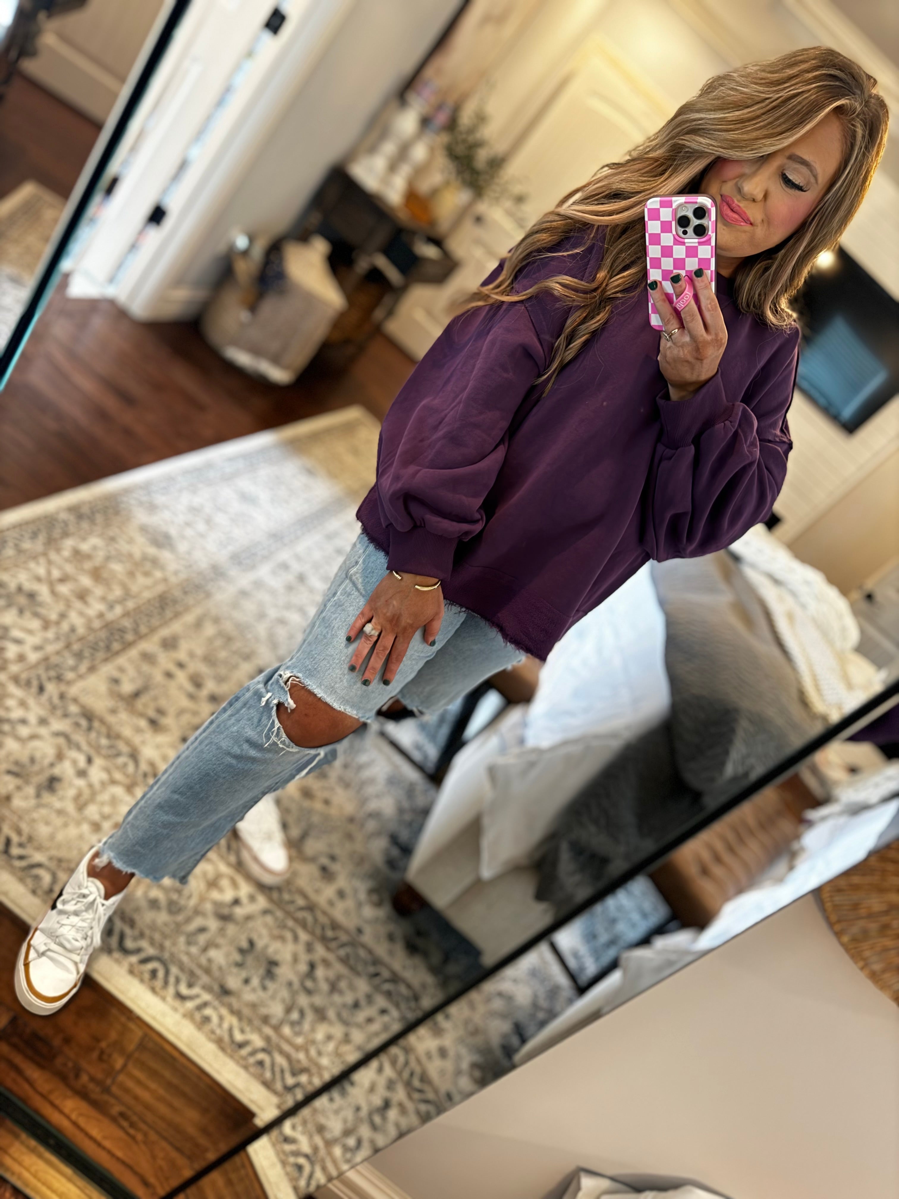 PURPLE SWEATSHIRT P24