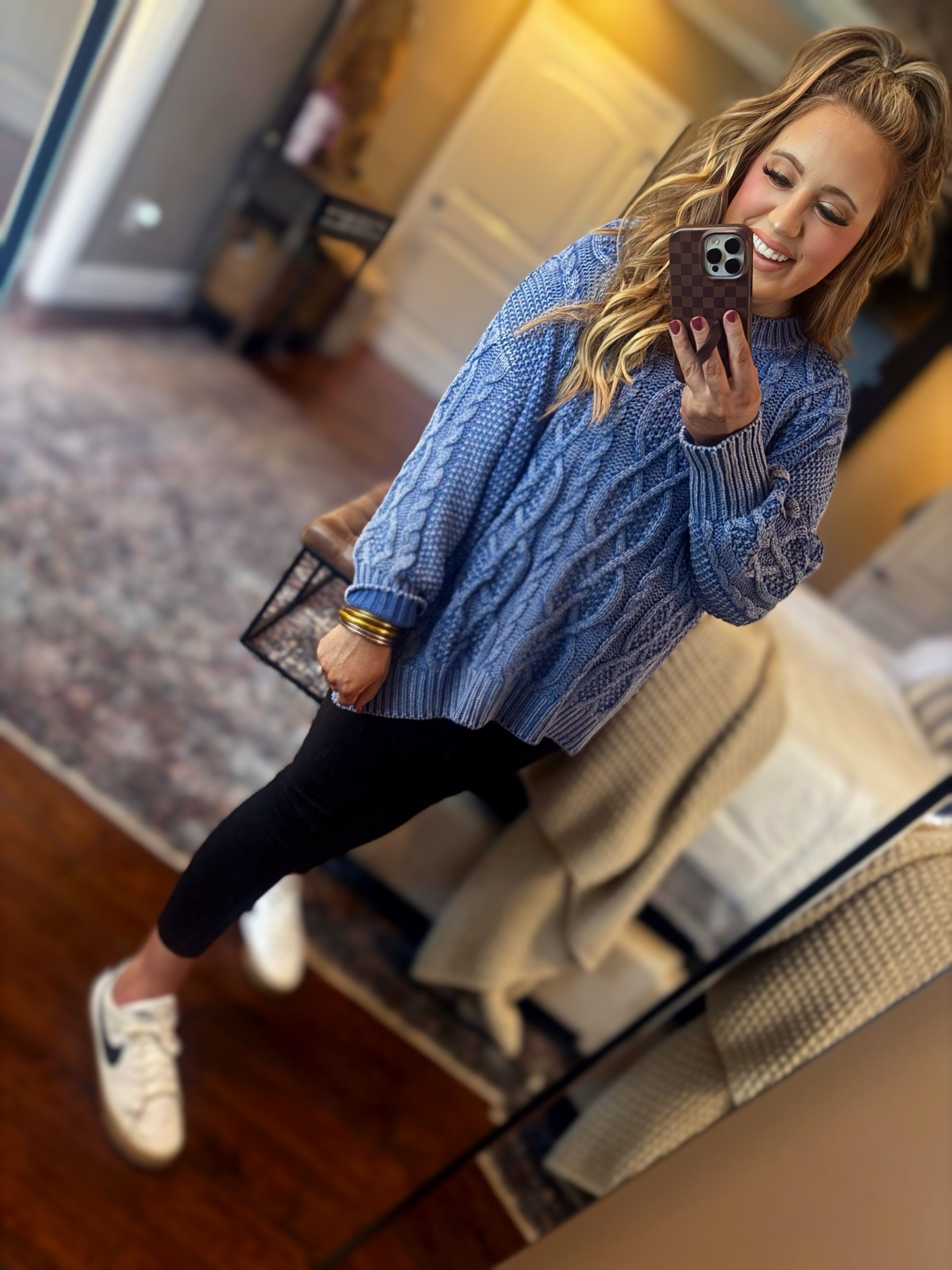 BLUEBERRY SWEATER Q10