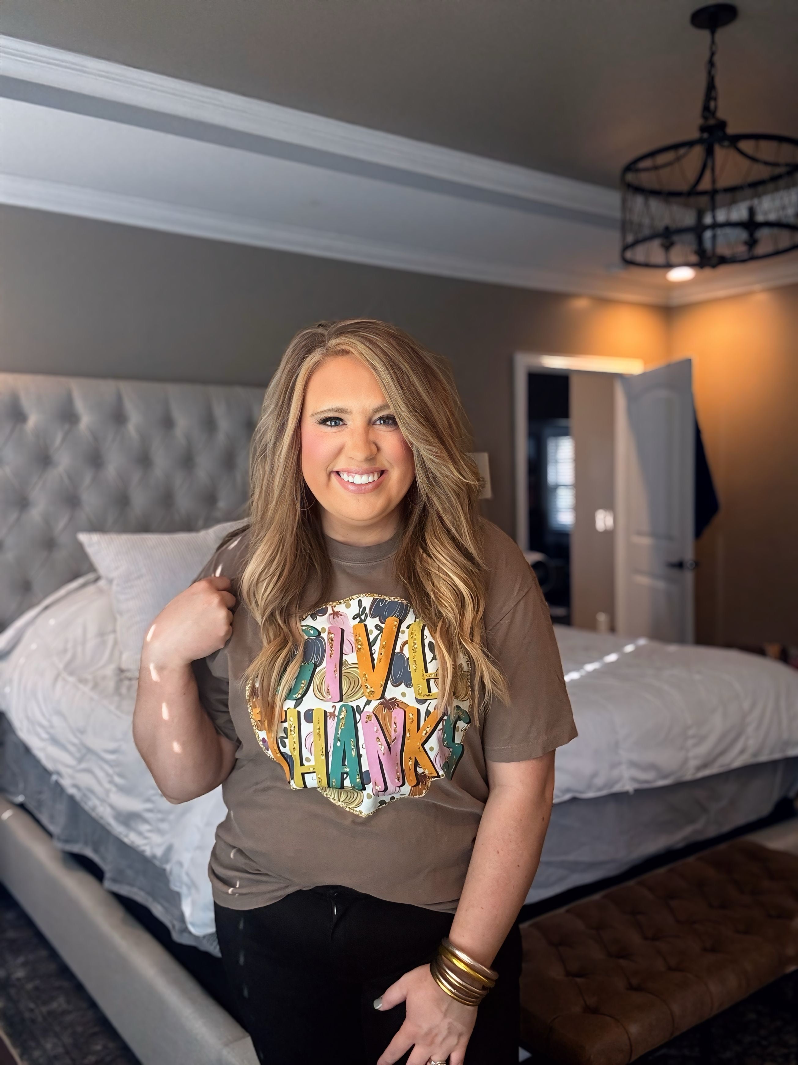 CHOCOLATE GIVE THANKS TEE