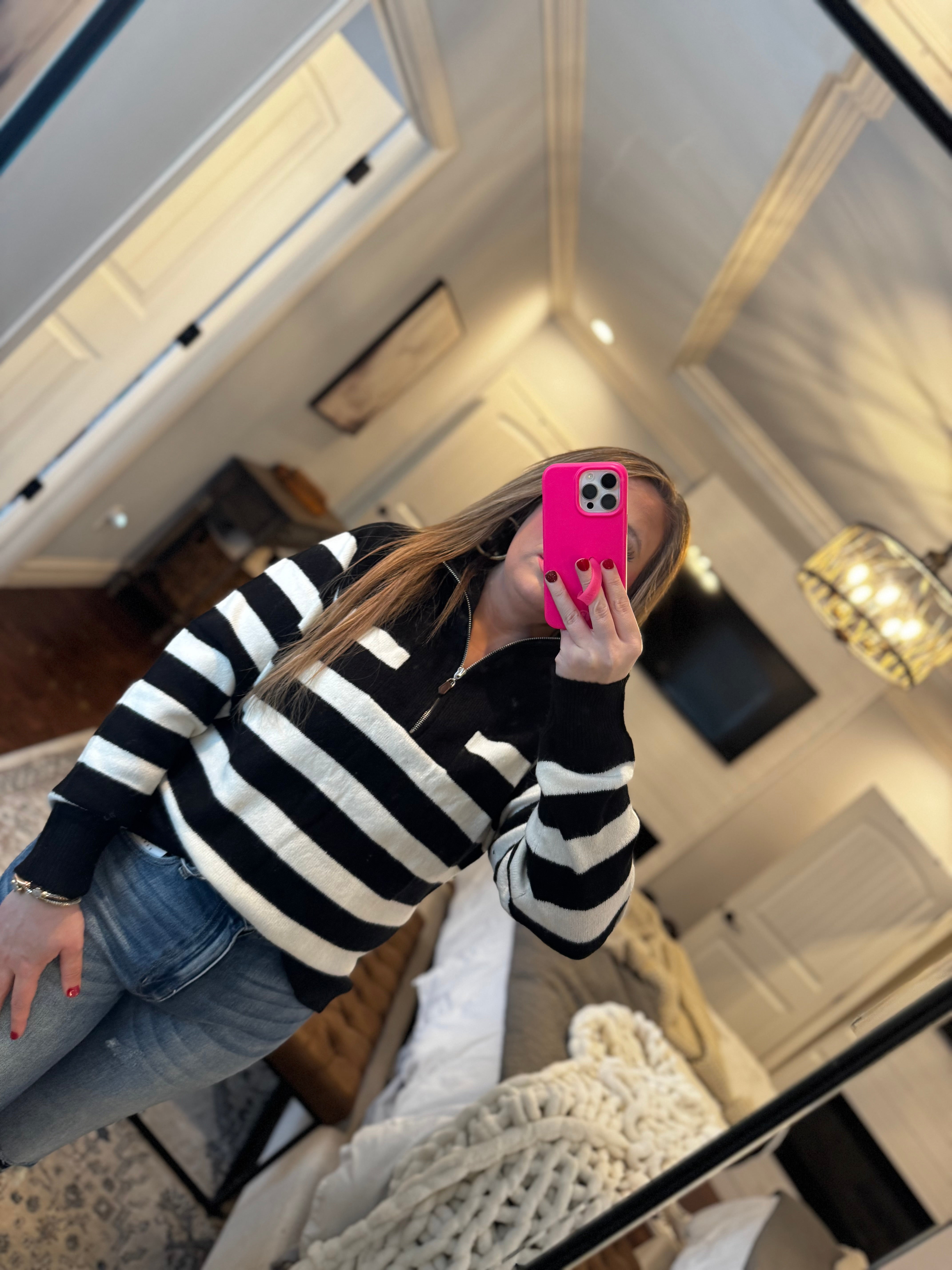 BLACK STRIPE HALF ZIP-18Y