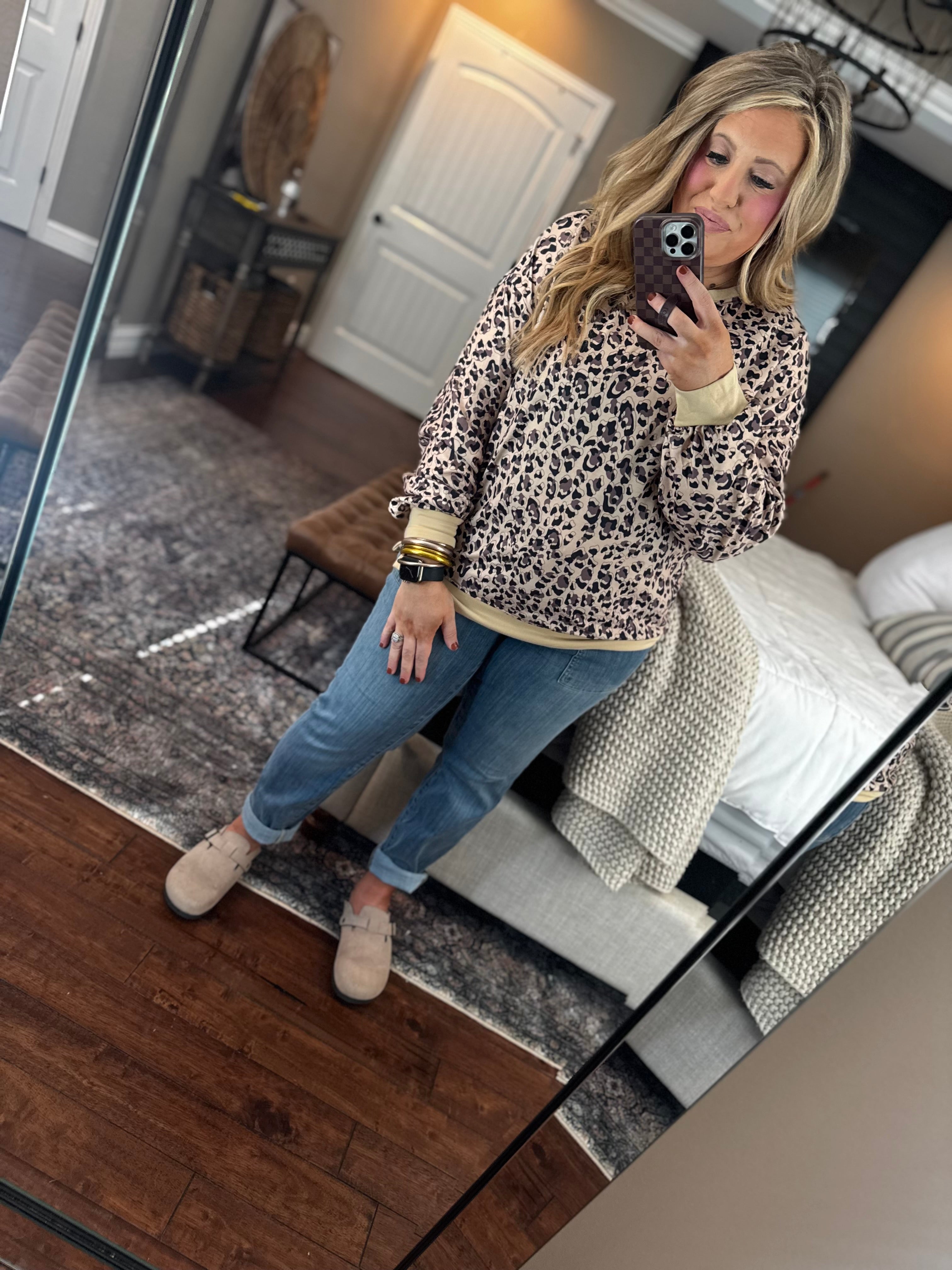 PARCHMENT LEOPARD PRINT TOP M17