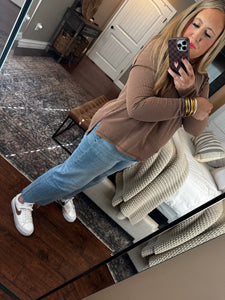 BROWN RIBBED LONG SLEEVE TOP 21N