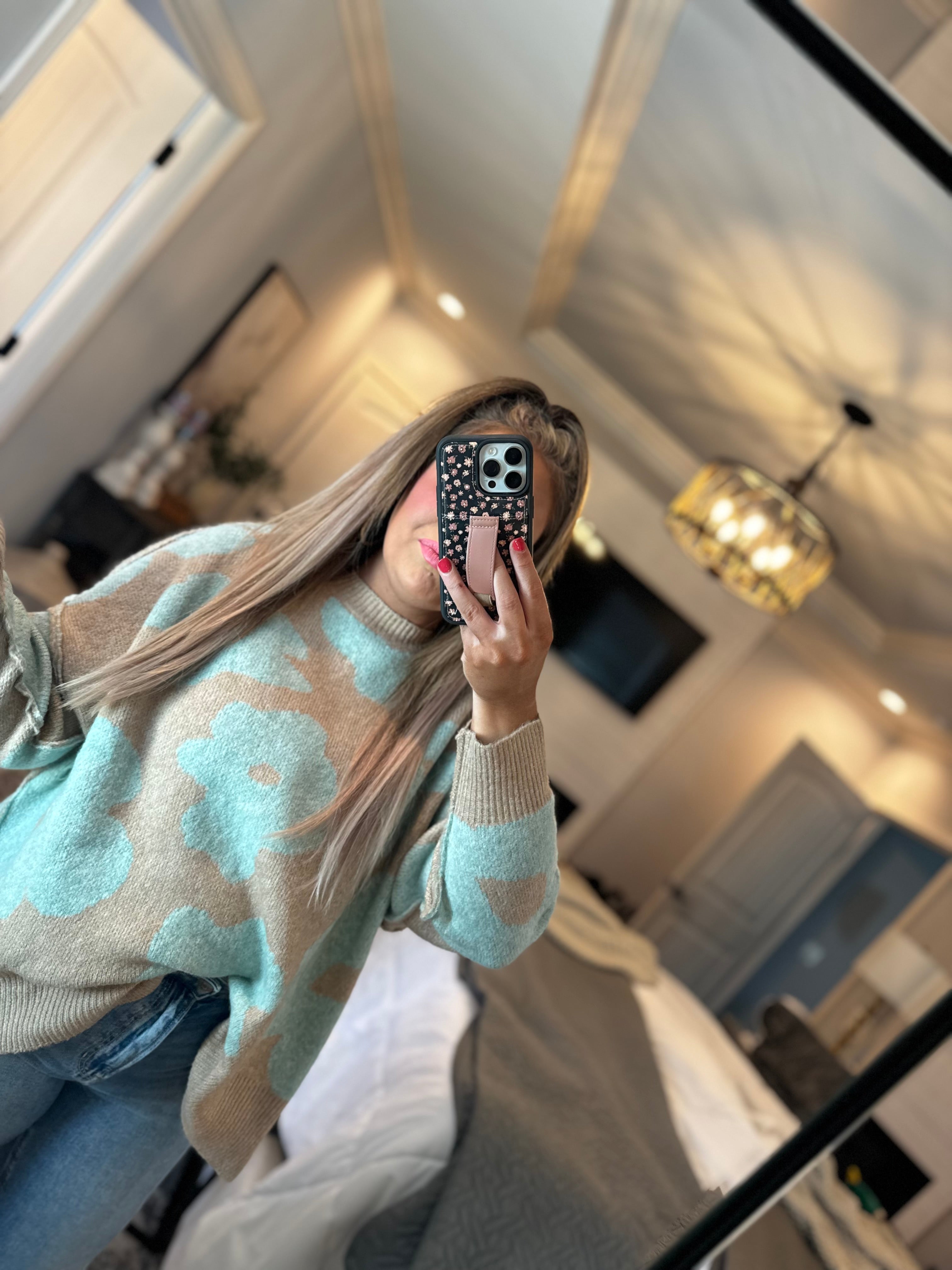 TAUPE/MINT FLORAL SWEATER T18