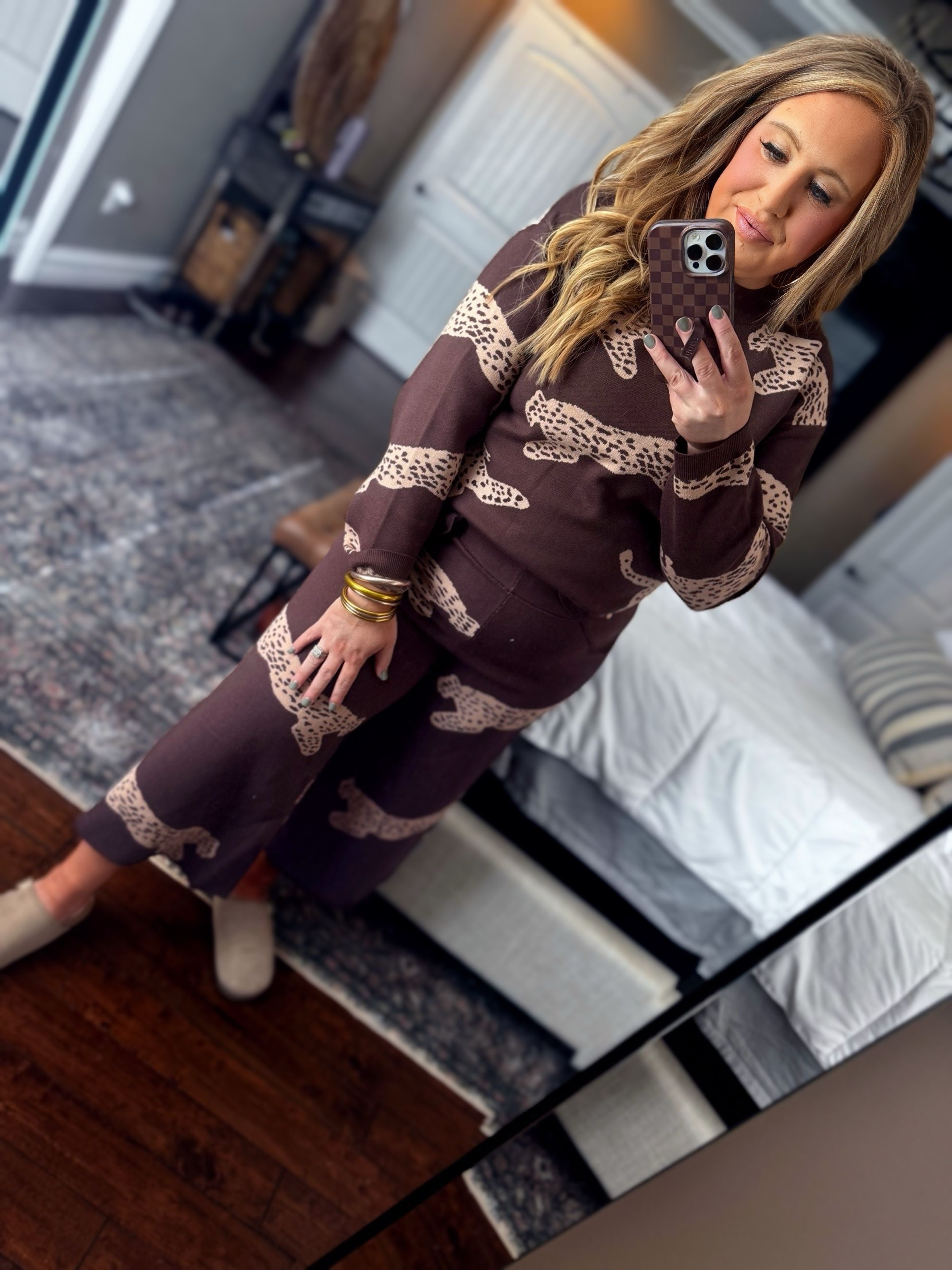 CHOCOLATE LEOPARD P8