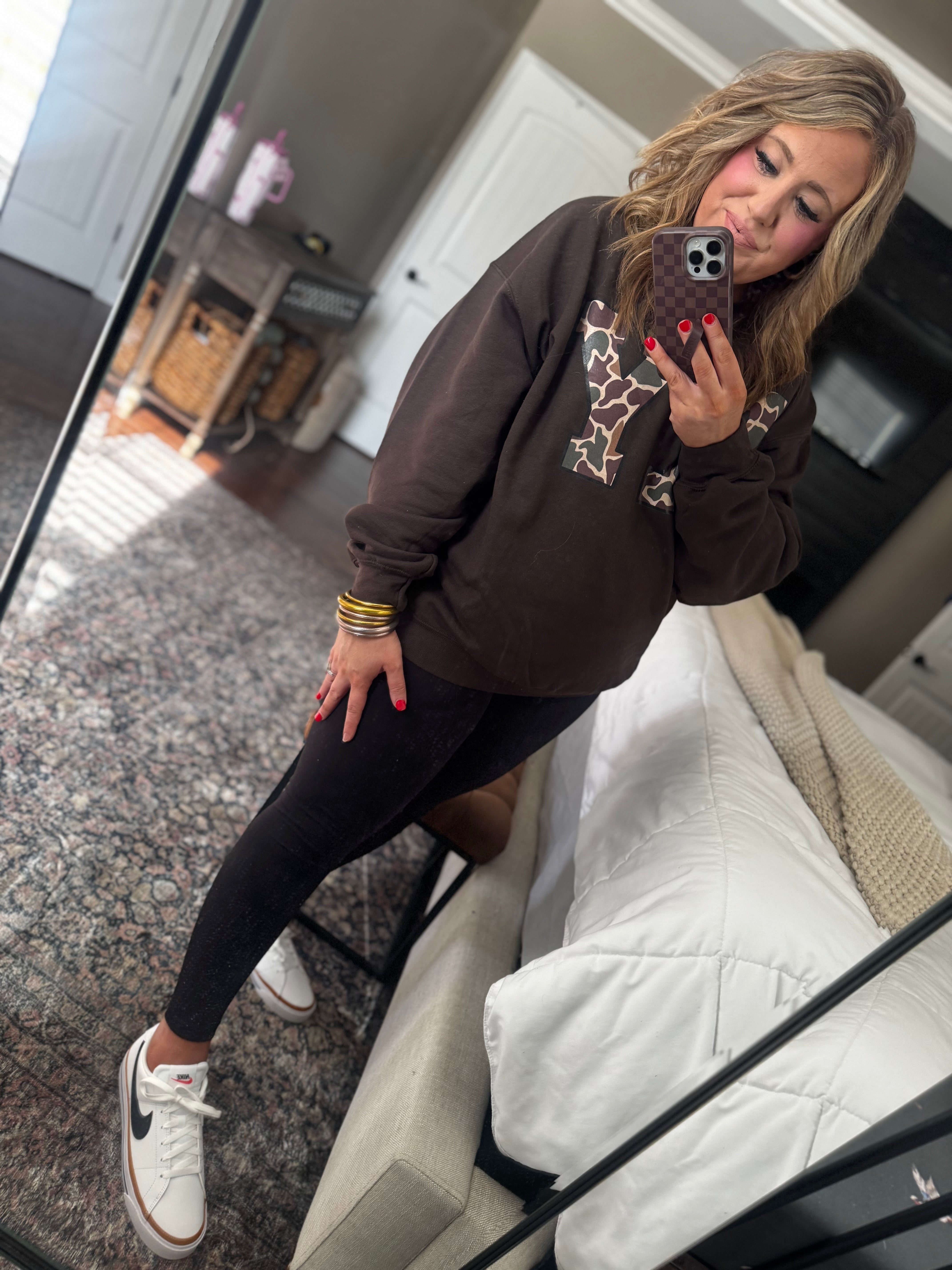 CHOCOLATE KY SWEATSHIRT S1