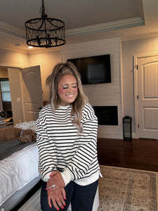 BLACK CREAM STRIPE SWEATSHIRT 3H