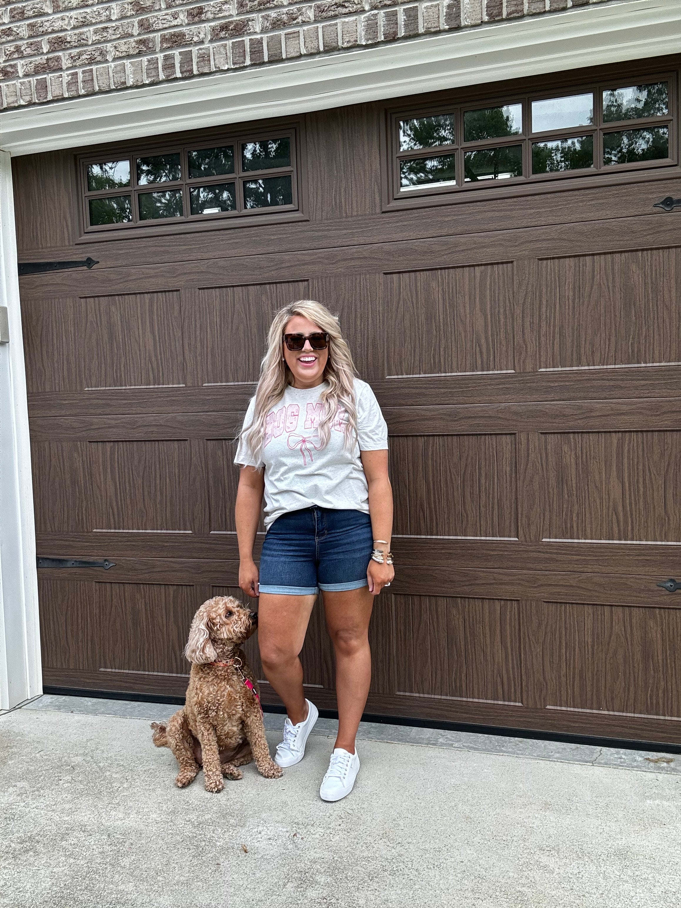 DOG MOM T SHIRT