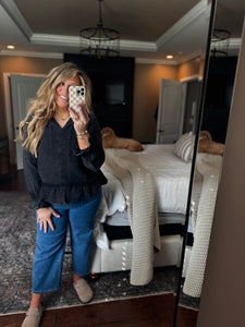 BLACK RUFFLE BOTTOM TOP K15