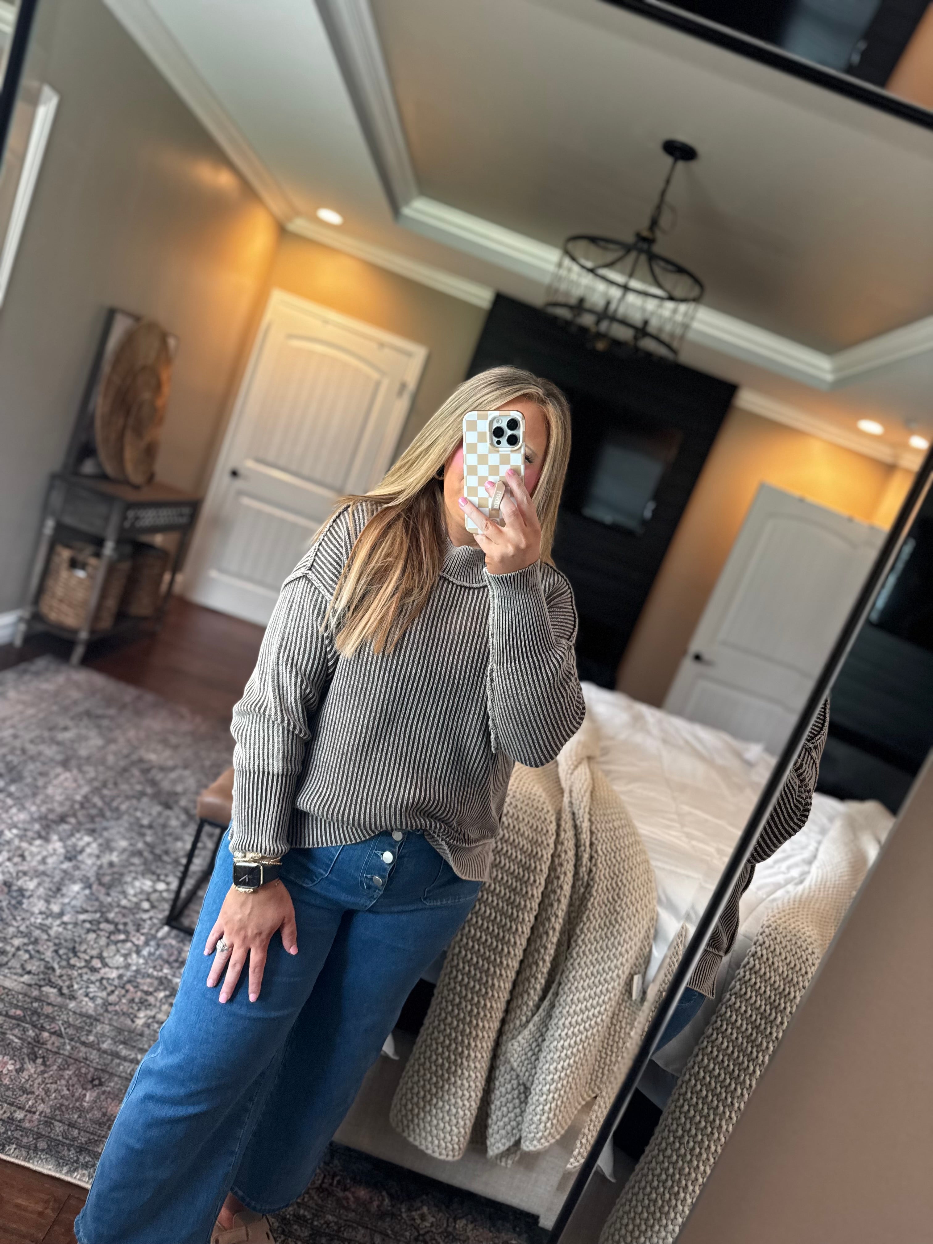 BROWN SWEATER L10