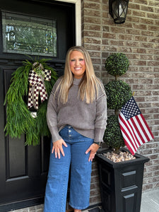 BROWN SWEATER L10