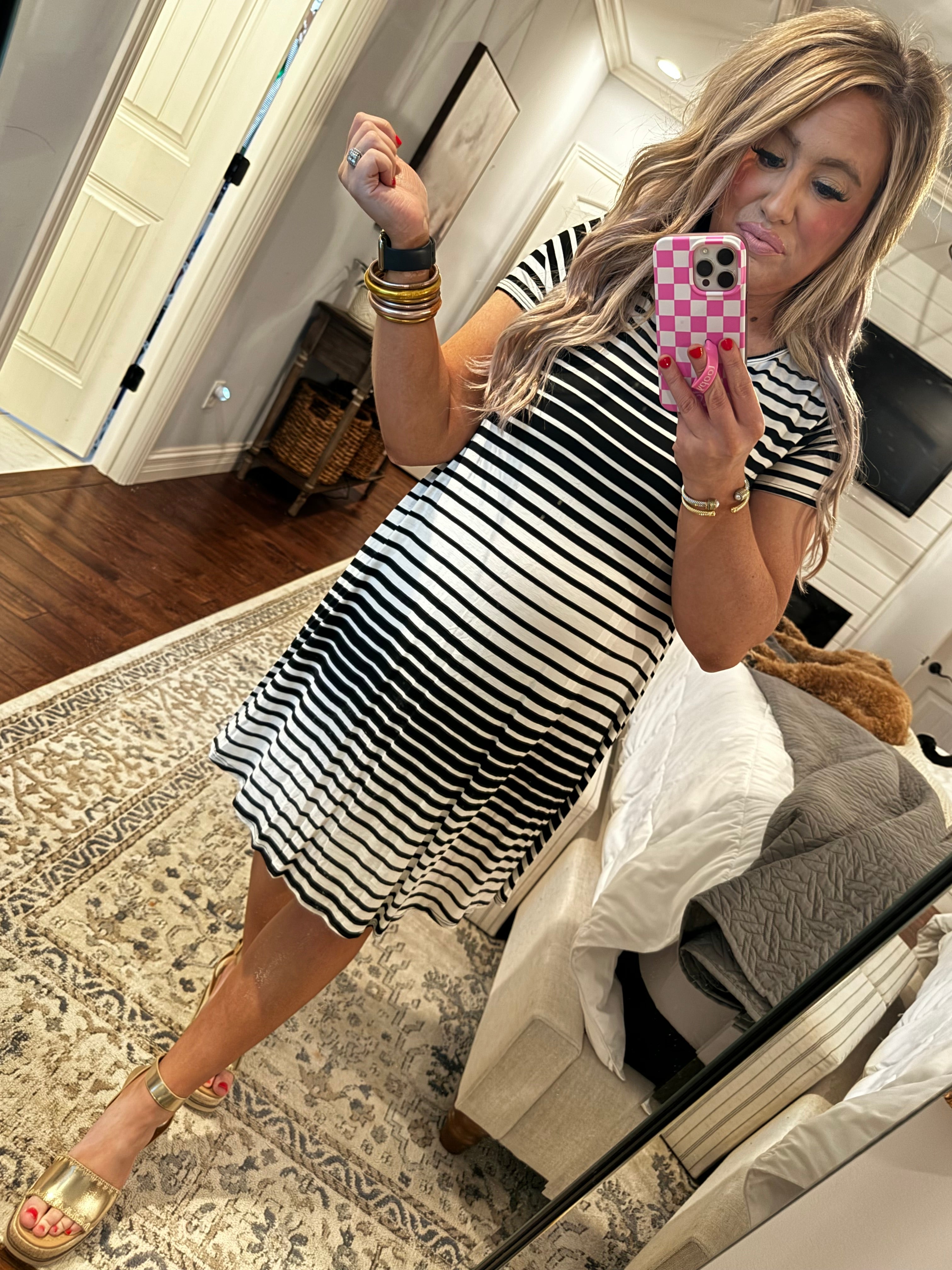 BLACK/ WHITE STRIPE DRESS 23D