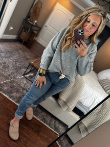 GRAY SWEATER M 10