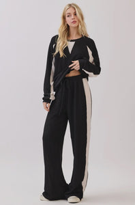 BLACK / CREAM SET N19