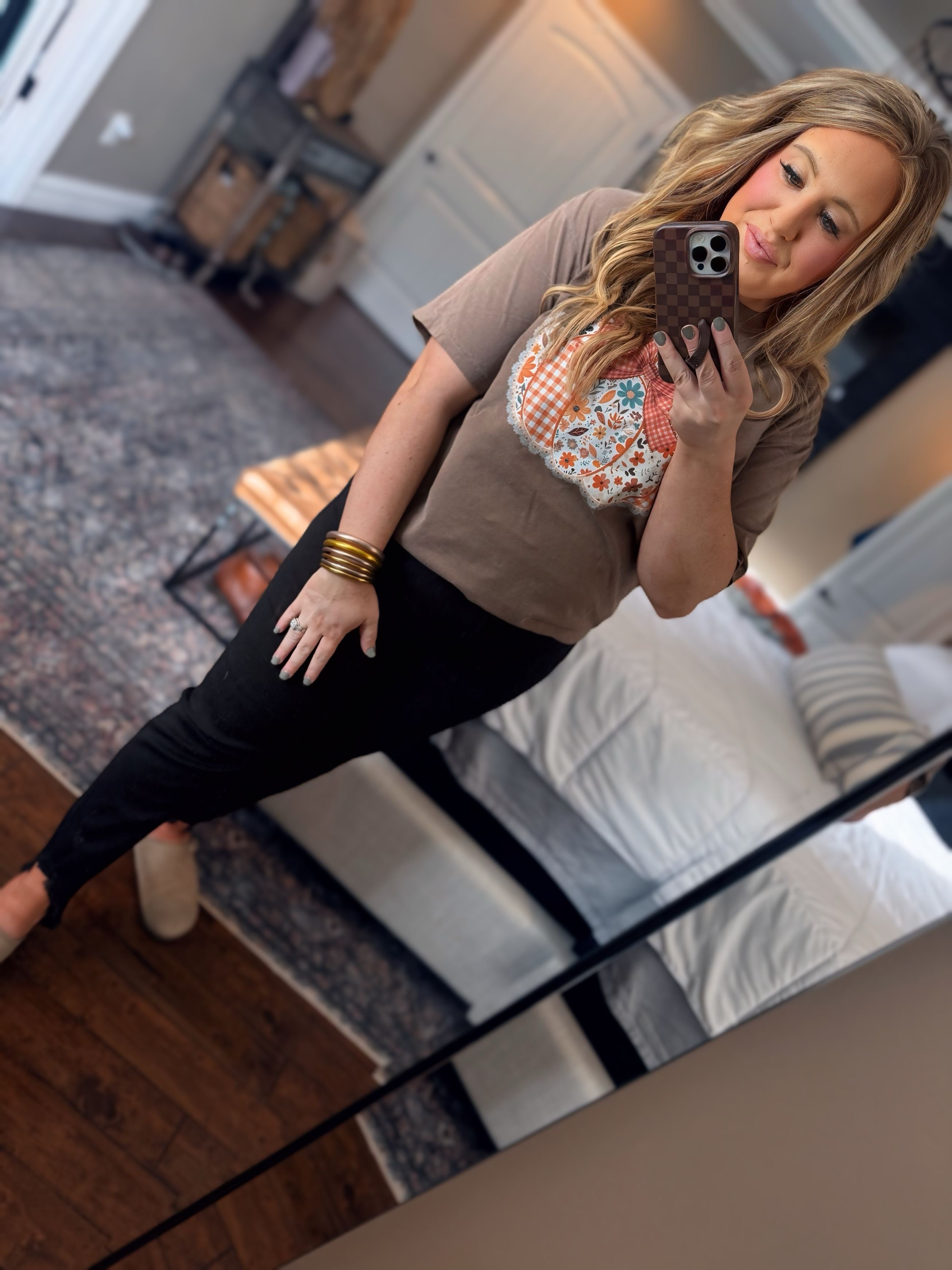 CHOCOLATE PUMPKIN TEE P27