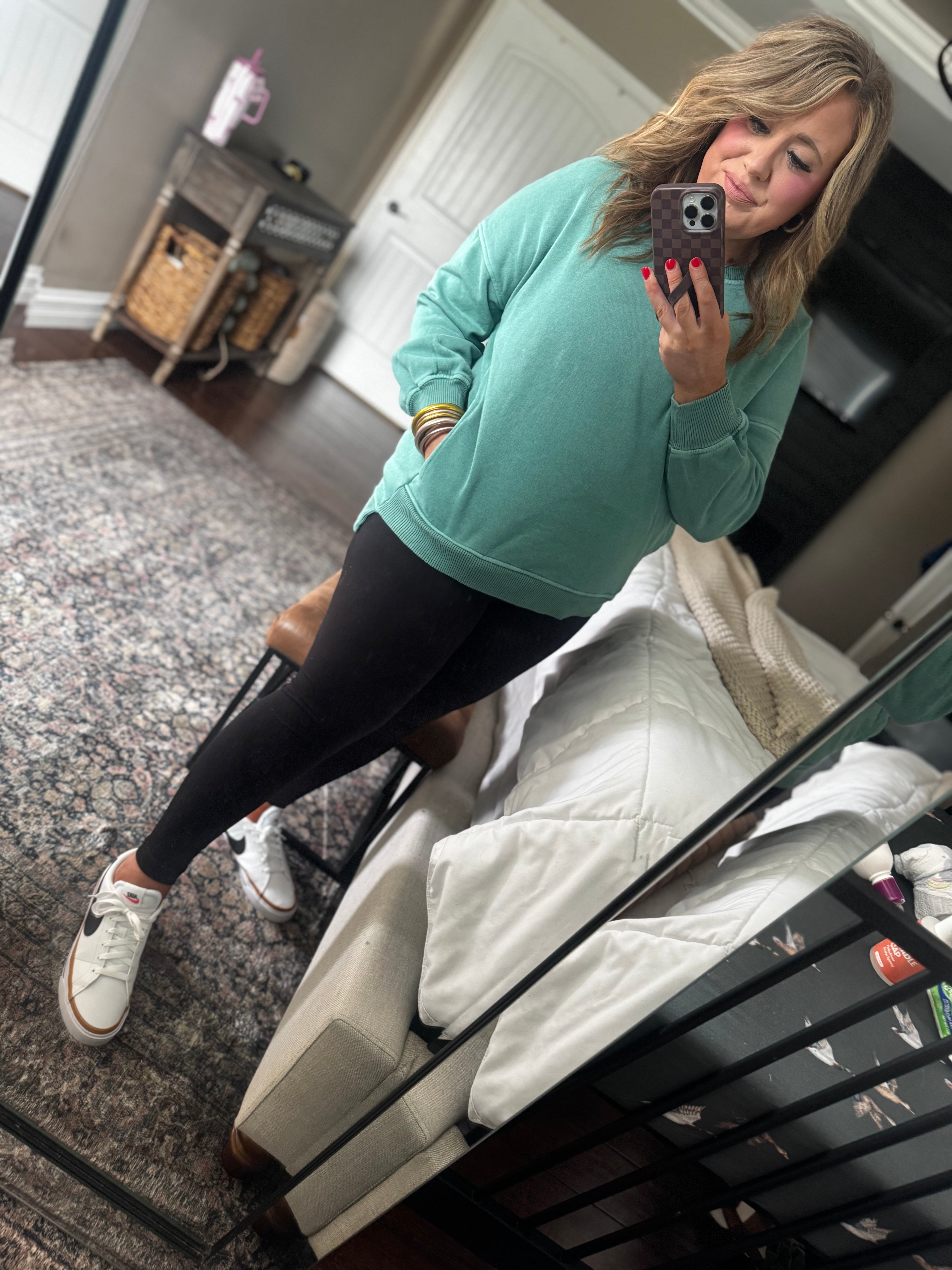 DOORBUSTER TEAL SWEATSHIRT S19