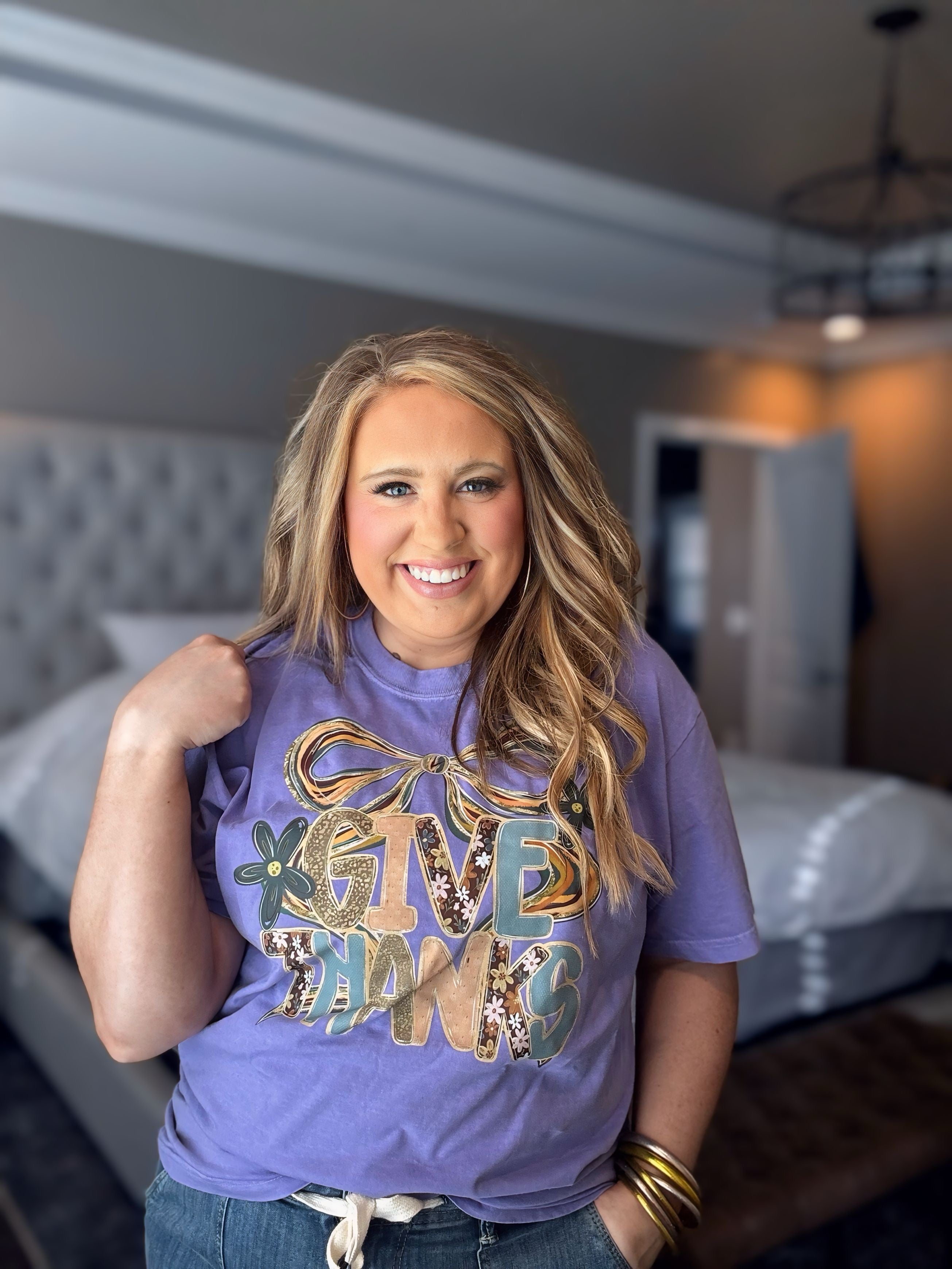 GIVE THANKS TEE P23 PURPLE