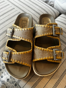 SHUSHOP SANDALS