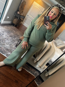 OLIVE HALF ZIP SET N9