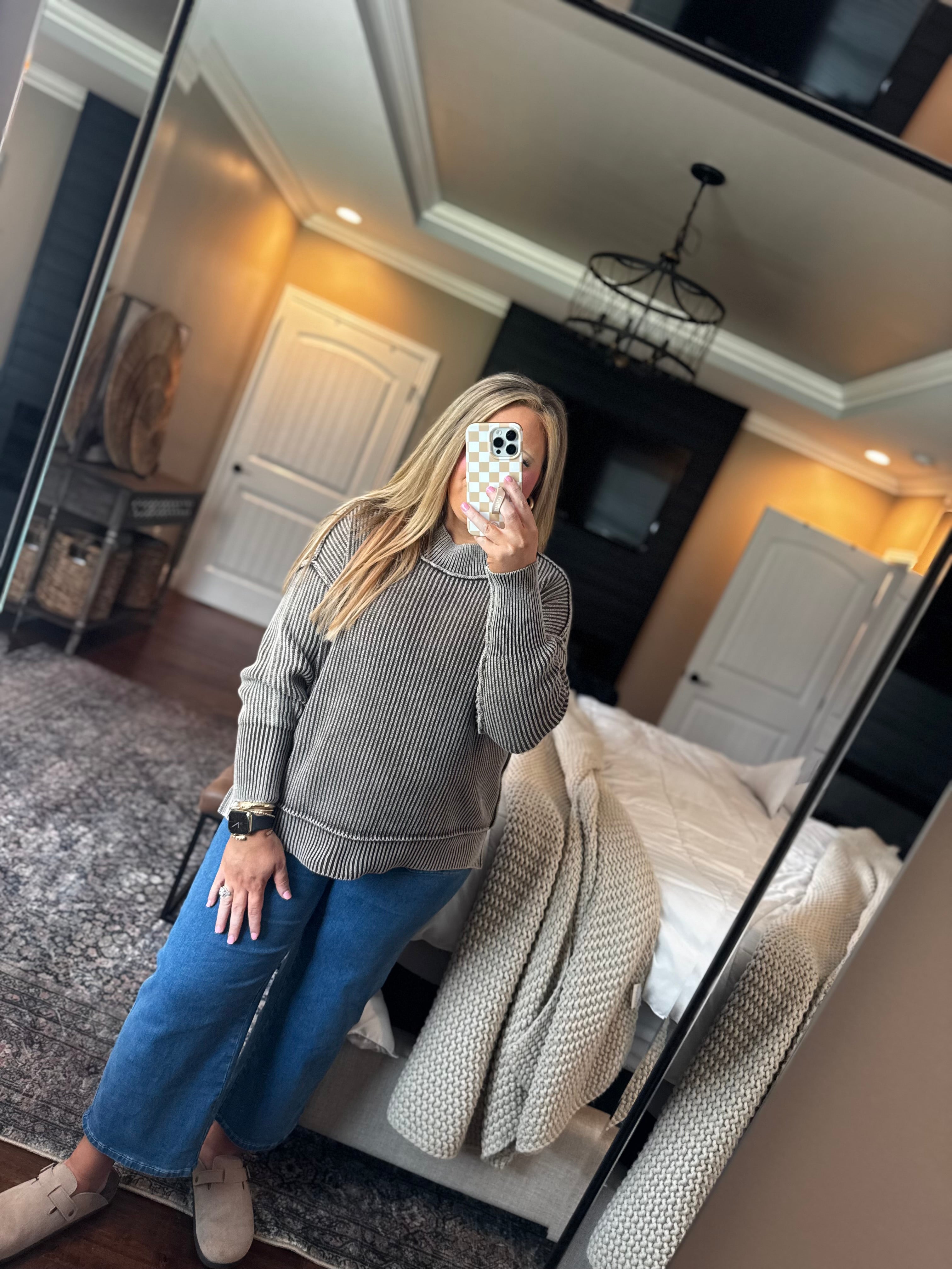 BROWN SWEATER L10