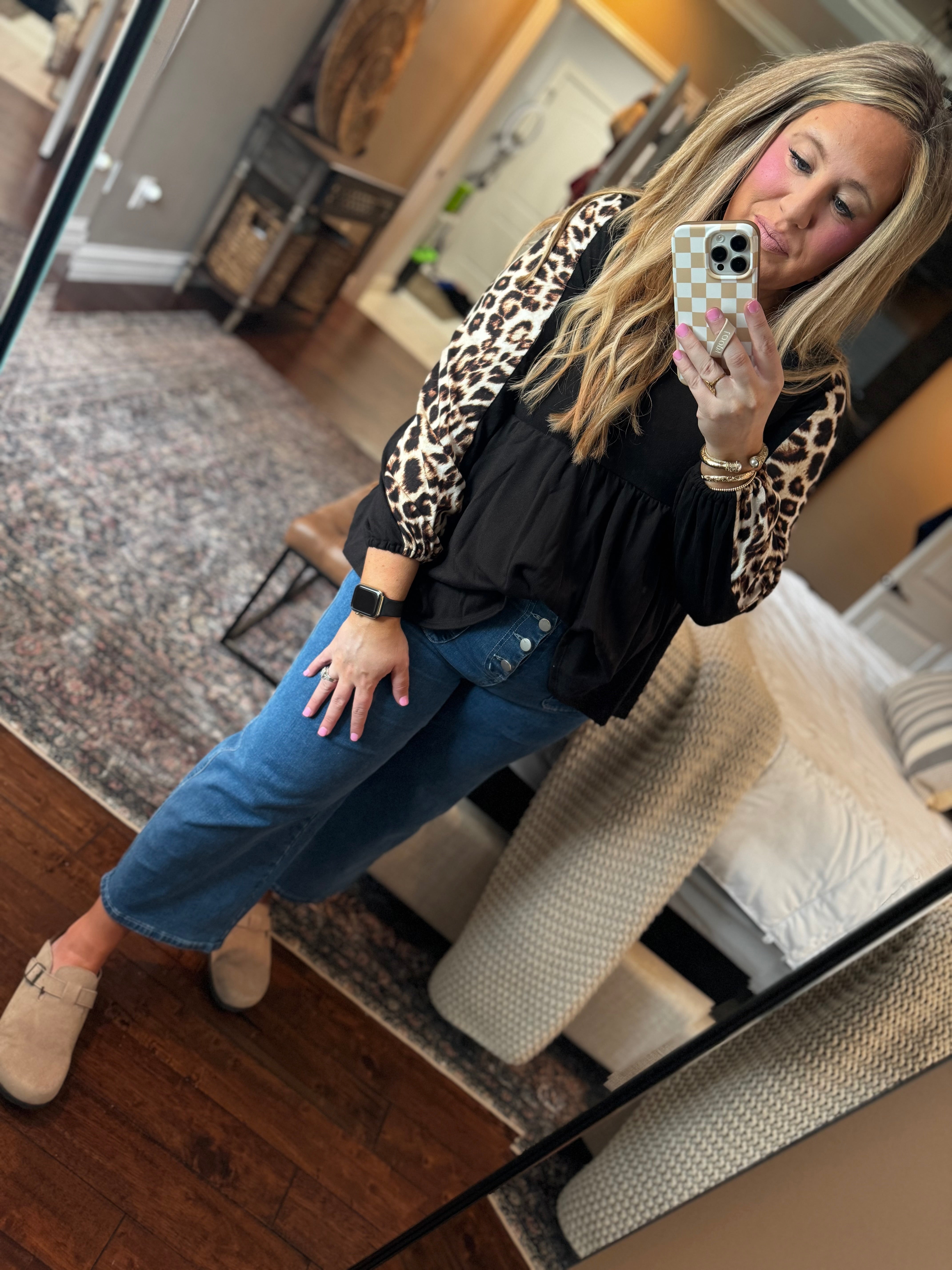 WB LEOPARD BLACK FLOWY TOP - K17
