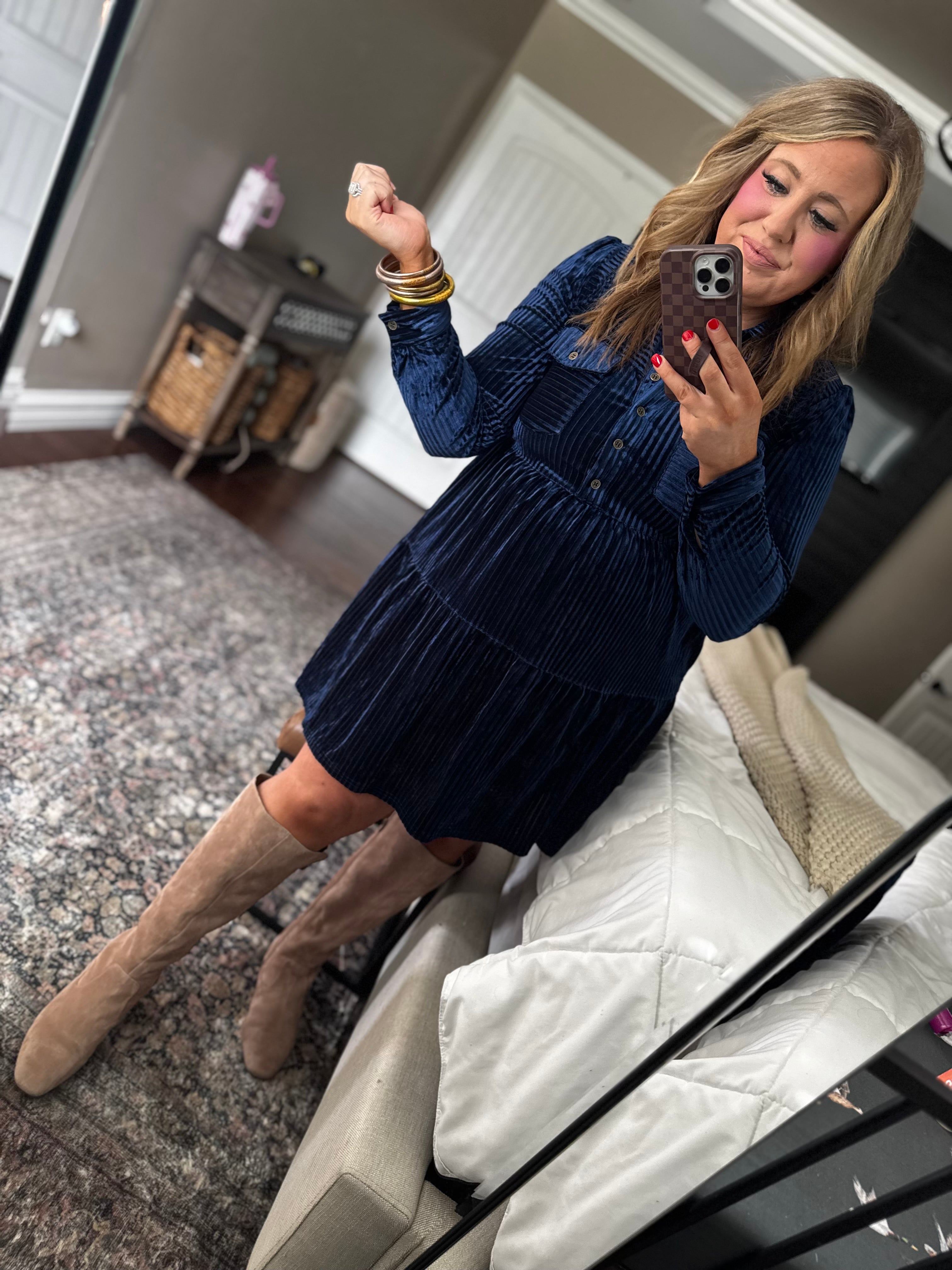 DOORBUSTER NAVY VELVET DRESS S22