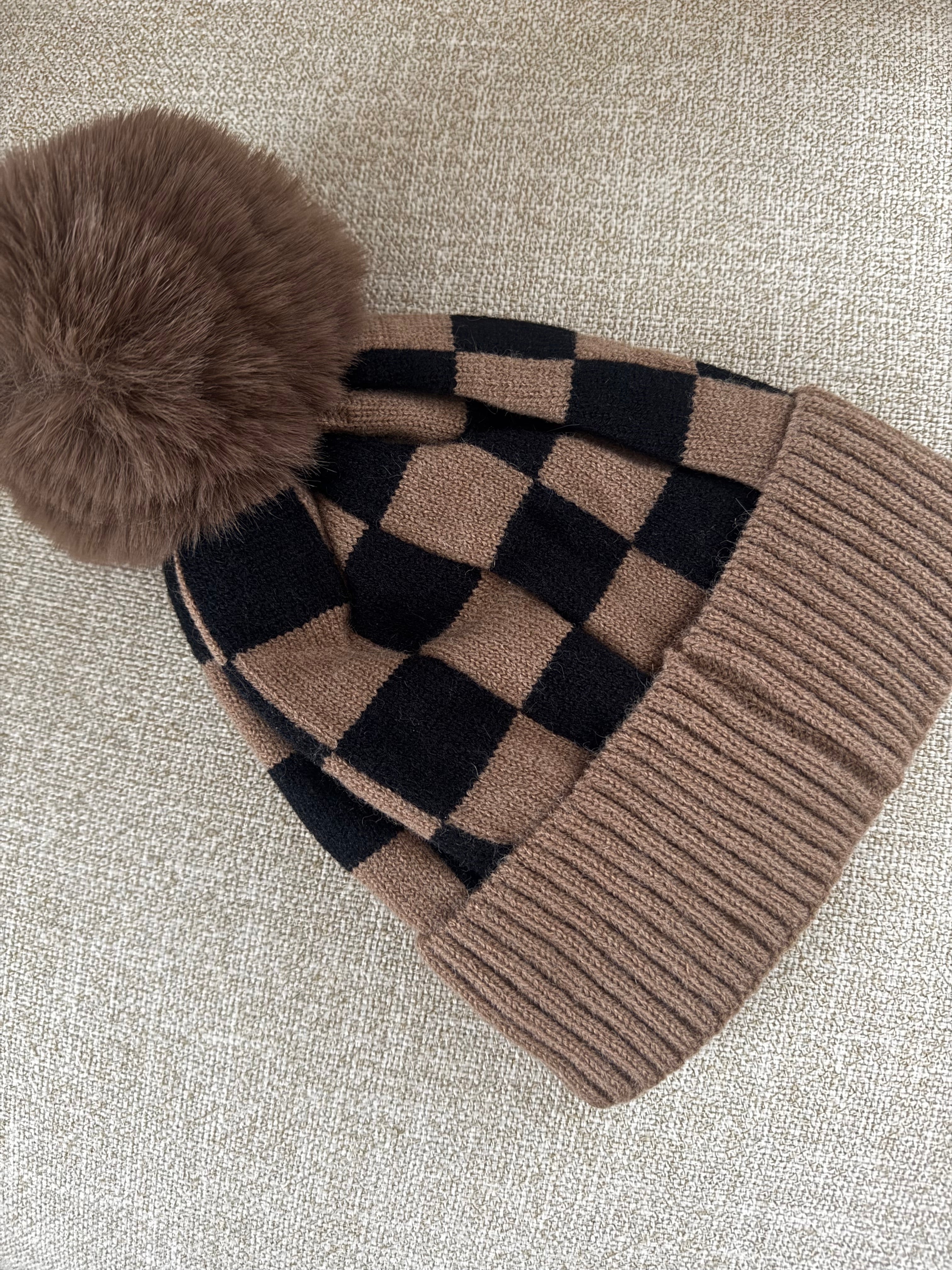DOORBUSTER CHECKERED BEANIES